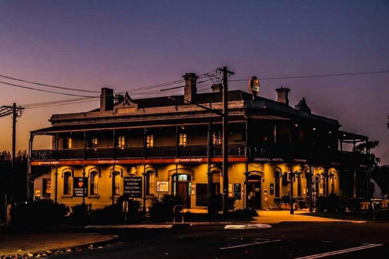 Oriental Hotel Tumut Exteriör bild